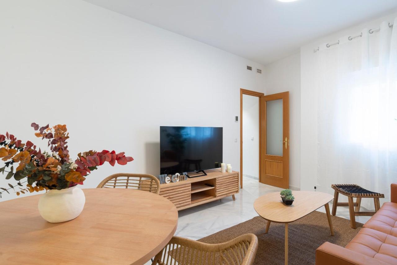 Carrera I & Old Town By Ele Apartments Málaga Extérieur photo